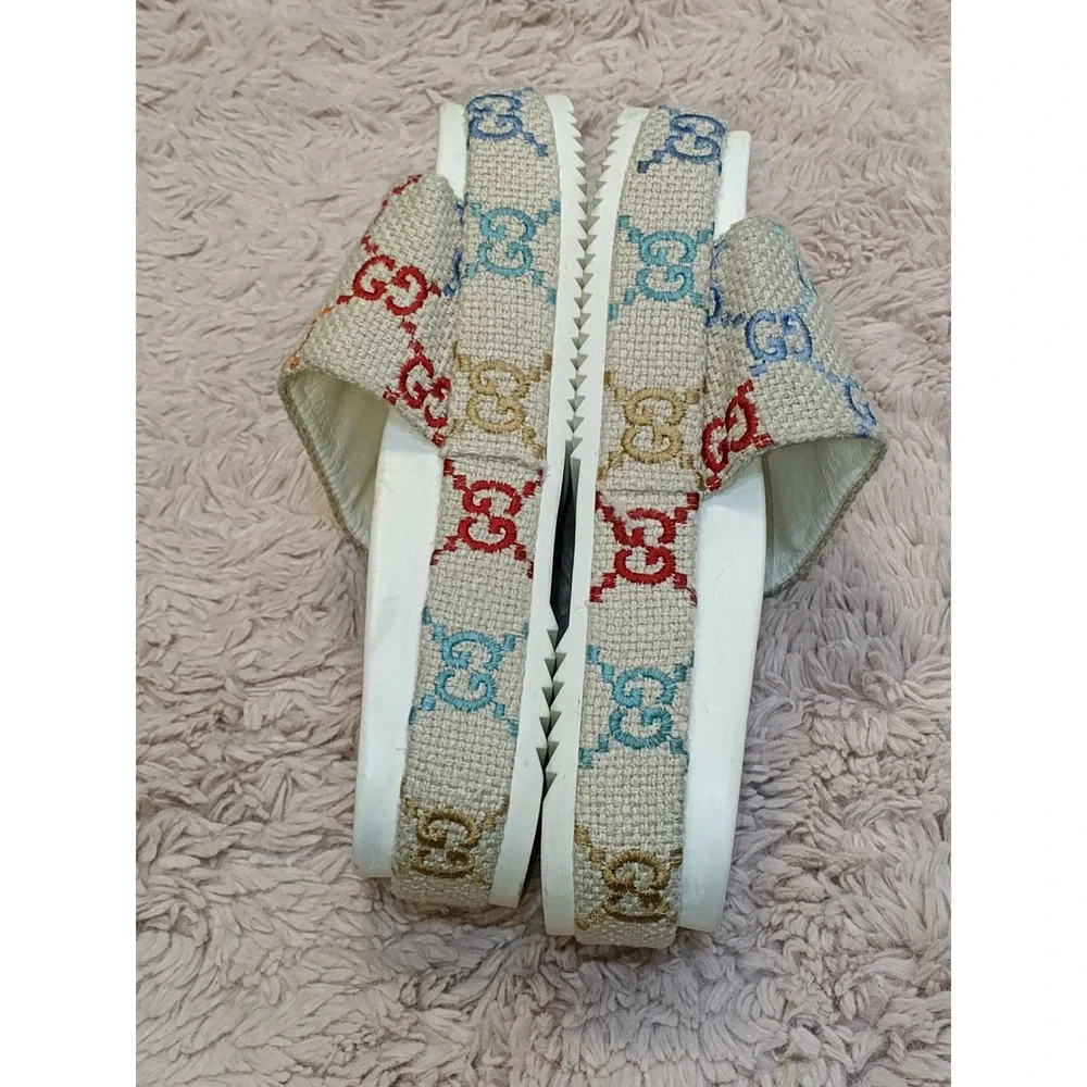 Gucci platform slide